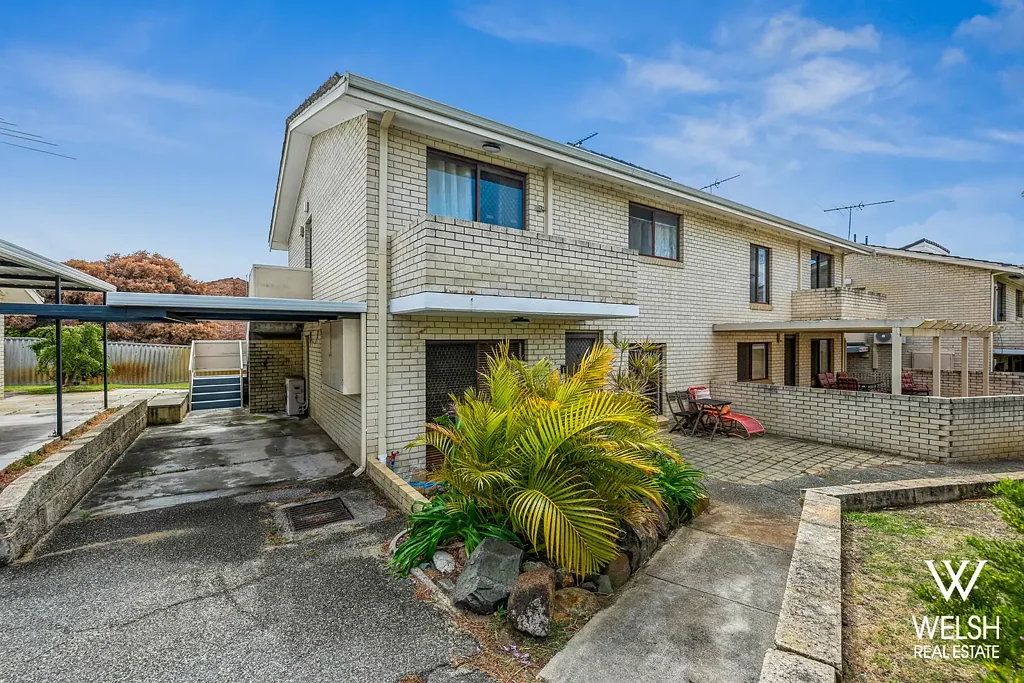 EXCEPTIONAL APARTMENT IN A FANTASTIC LOCATION!