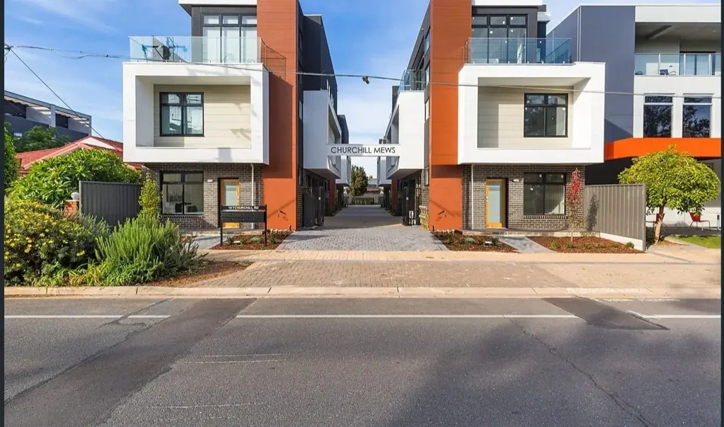 Spacious Three-Level Townhouse in Prime Prospect Location