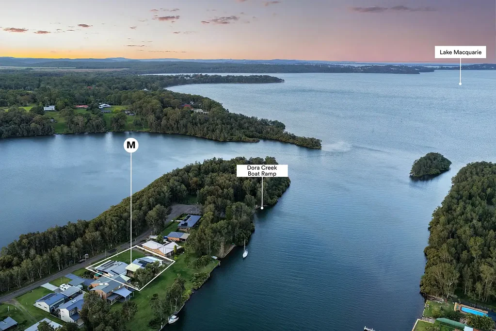 Dora Creek 6Kwarto Versatile waterfront opportunity