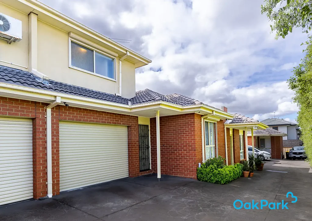 Pascoe Vale 2Kwarto 'Spacious, Updated and Ready To Move In' - Private Sale By Negotiation