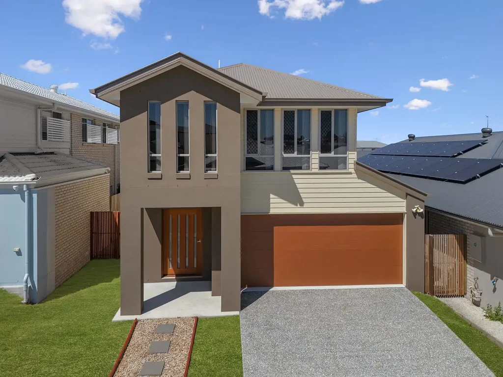 Greenbank 5침실 Where Contemporary Style Meets Effortless Family Living!