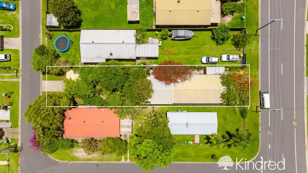 Deception Bay 4 Bedroom Dual Street Frontage - Granny Flat Potential
