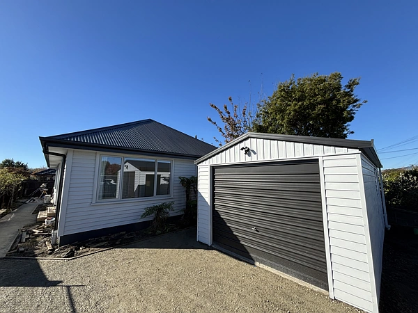 32 Bampton Street, Burwood