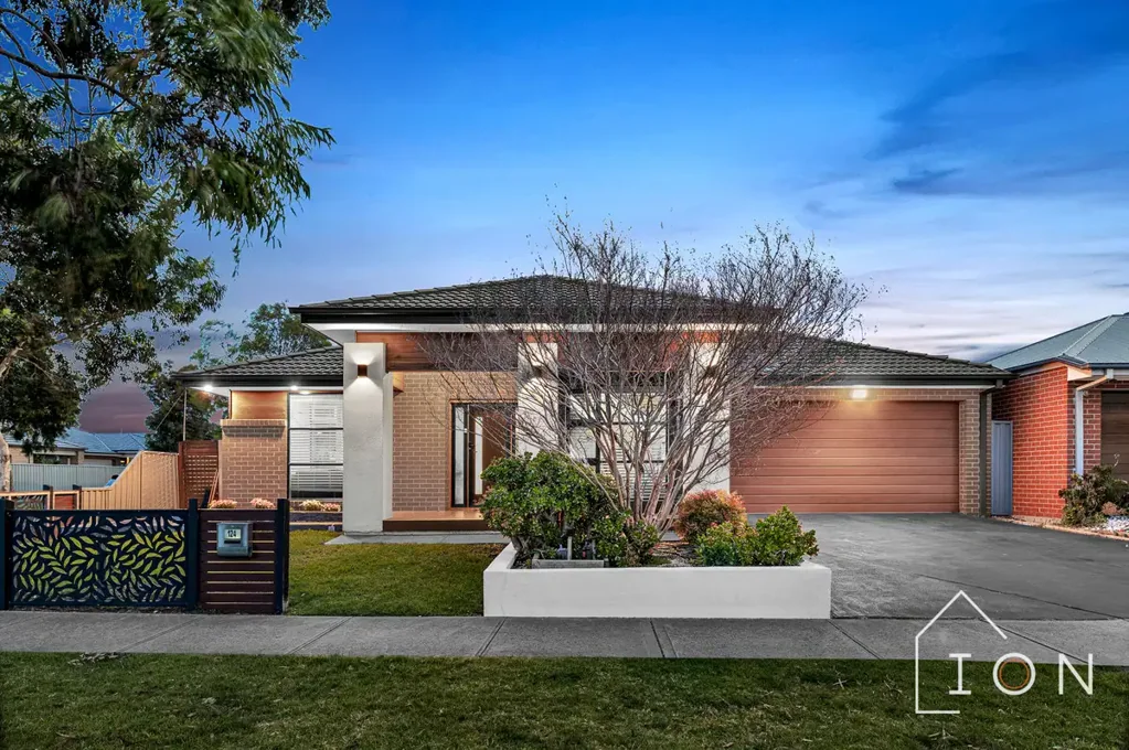 Cranbourne East 4Habitaciones An Entertainer's Haven - Refined Family Living with a Showstopping Alfresco