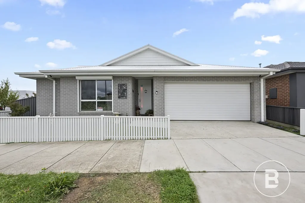 Lucas 4房  QUALITY FOUR BEDROOM HOME IN SUPER HANDY LOCATION