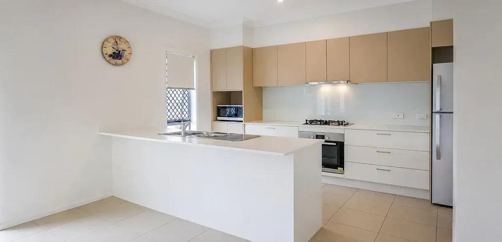 Contemporary Hope Island Living with Space, Style and Convenience