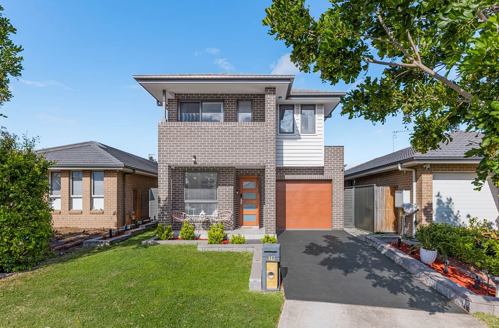 19 Fleming Street, Spring Farm, NSW 2570