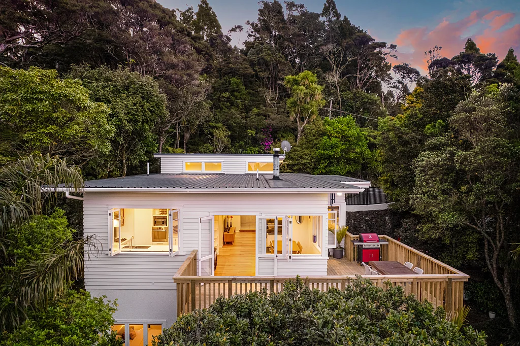 64 Kopiko Road, Titirangi, Waitakere City, Auckland