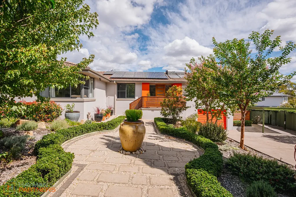 4 Crowe Place, Farrer, ACT 2607