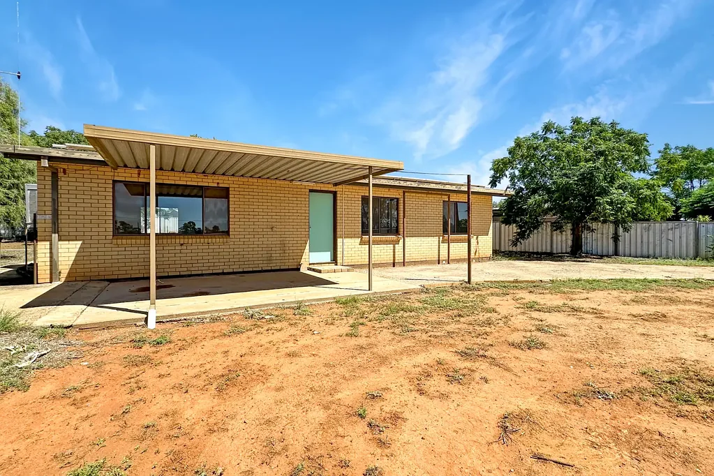 76 Louth Road, Cobar, NSW 2835