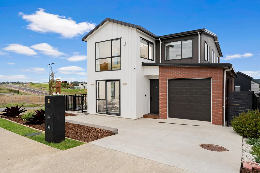 Silverdale 5房  Spacious Family Living with Modern Comfort