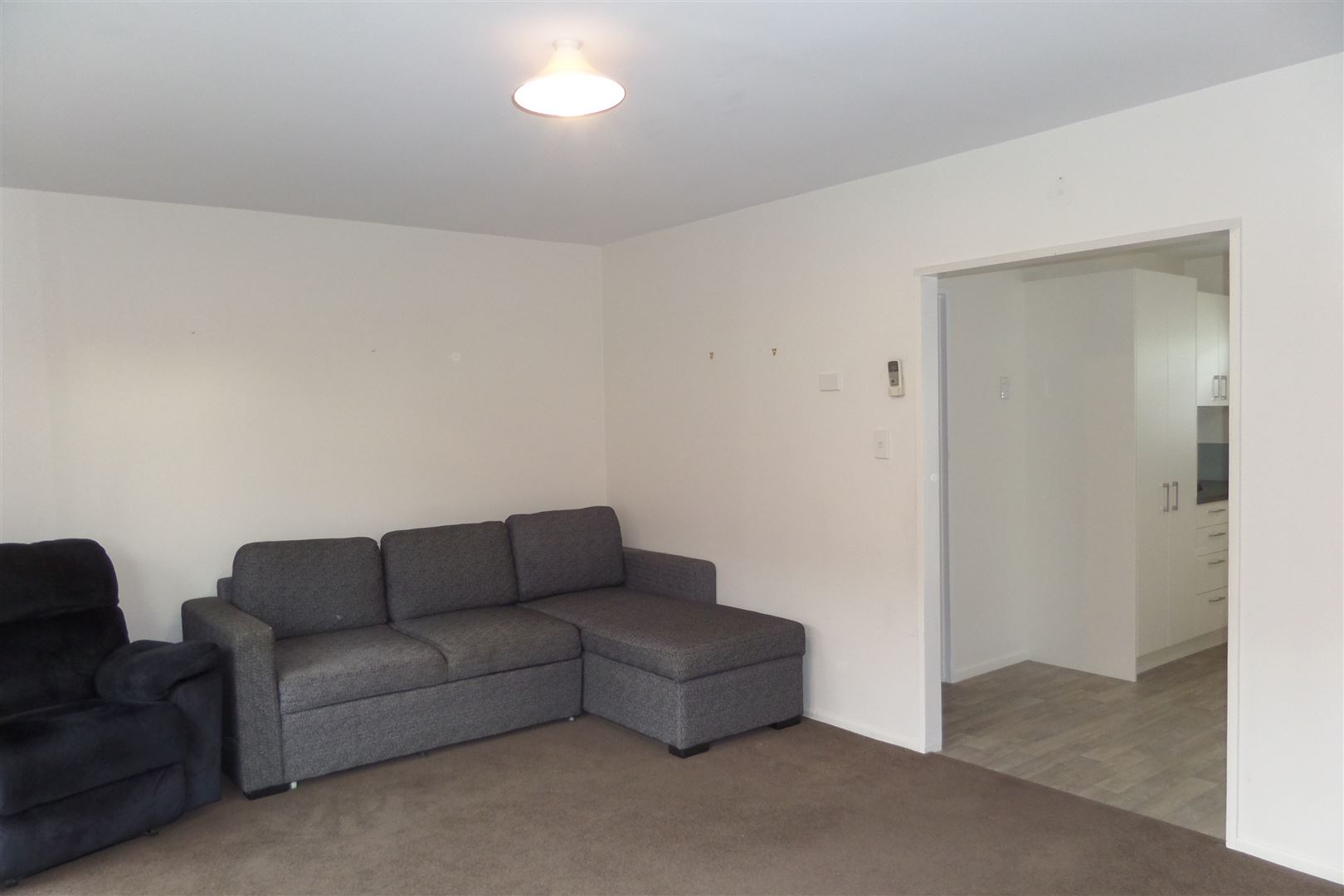 3/10 Washbournes Road, Wigram, Christchurch, 2 Schlafzimmer, 1 Badezimmer