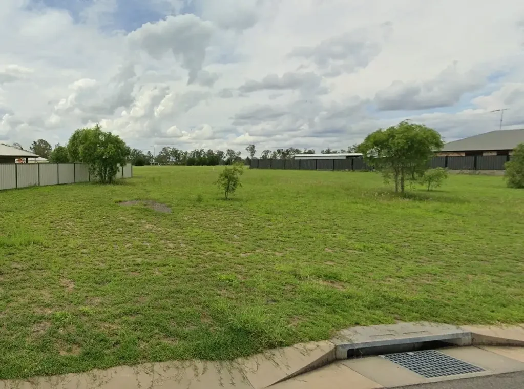 Moura Build your Dream Home!