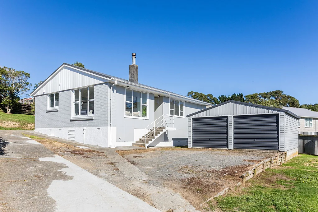 25 Loongana Street, Waitangirua, Porirua, Wellington