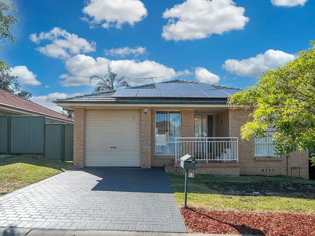 17/17 Poplar Crescent, Bradbury, NSW 2560