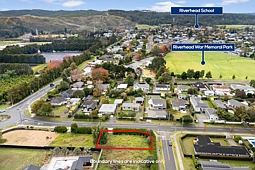 6 Kaipara Portage Road, Riverhead