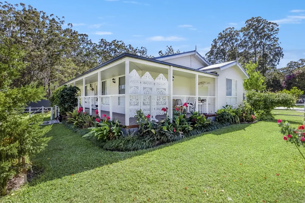 Lakewood 3chambre CHARACTER FILLED GARDEN COTTAGE