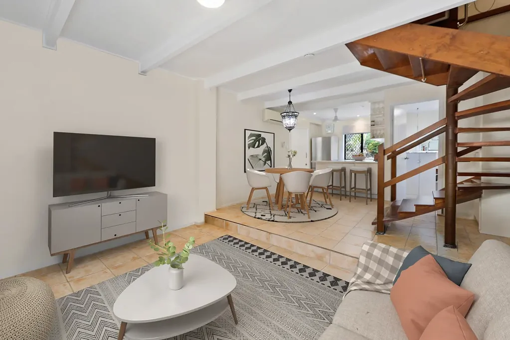Eimeo 2Moenga Relaxed Coastal Living with Beach House Charm