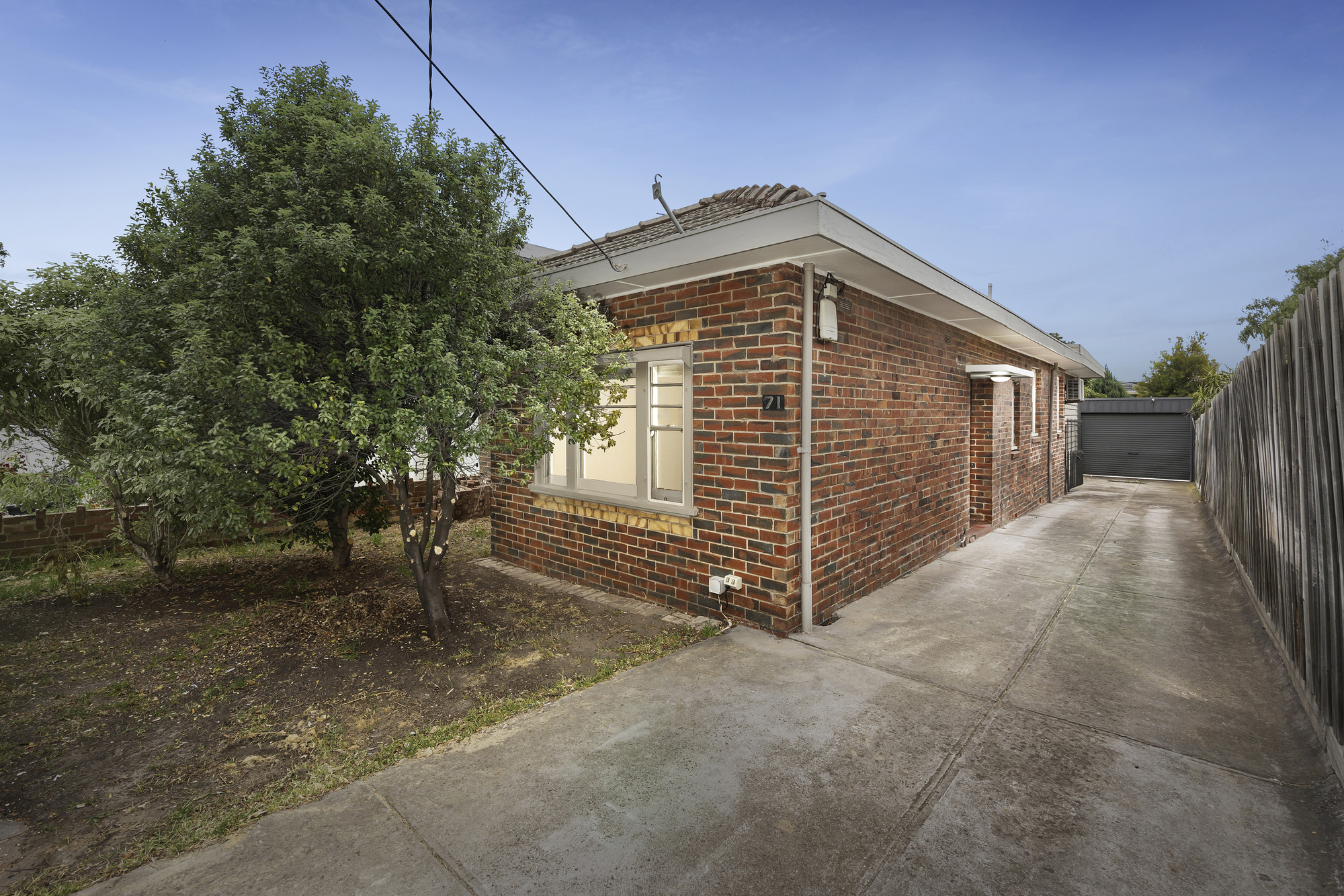 71 BULLA RD, ESSENDON NORTH VIC 3041, 0 कमरे, 0 बाथरूम, House