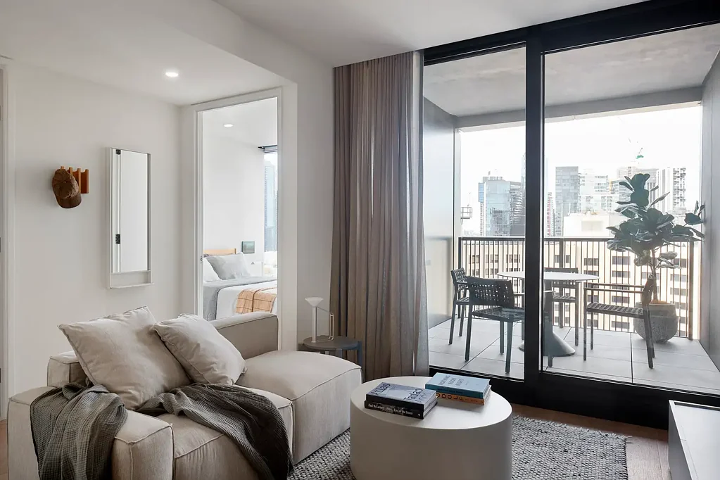 $890pw | Furnished | Up to 5 Weeks Rent Free on New Leases*| Leases from 3+ months