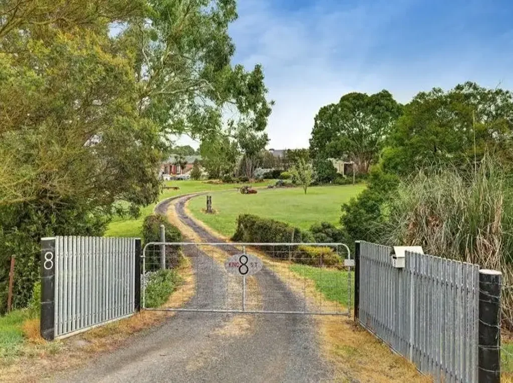Wallan 3 Bedroom Plans and Permits approved ( 21 allotments )
Prime Development site in heart of bustling Wallan
