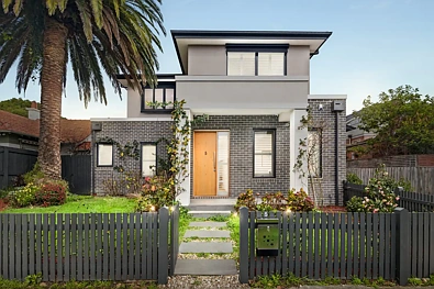 Malvern 4房 优雅的 Malvern 生活尽在 5 Lysterville Ave Elegant Malvern Living at 5 Lysterville Ave