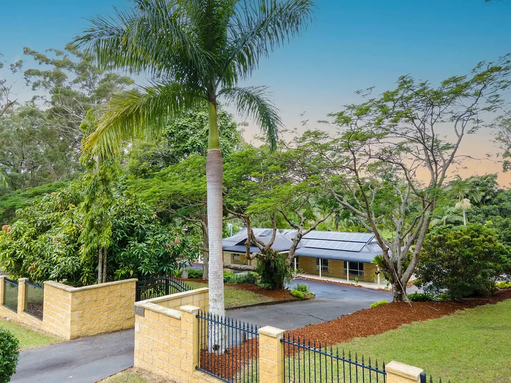 Doonan 4Kwarto Diamond in Doonan - Acreage Living with Endless Potential