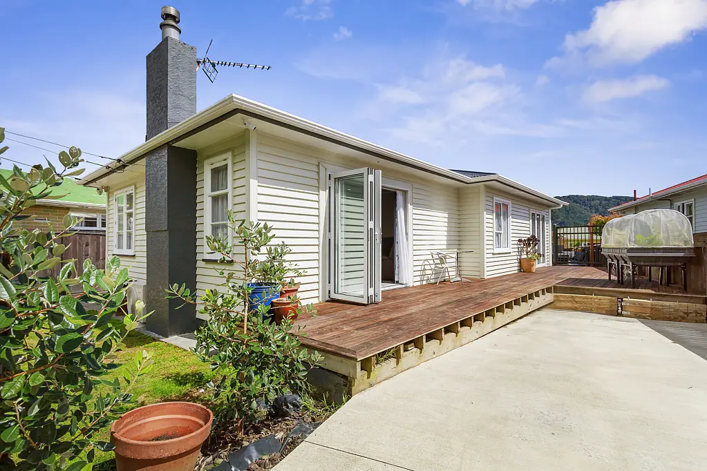 24 Petrie Street, Wainuiomata, Lower Hutt, Wellington