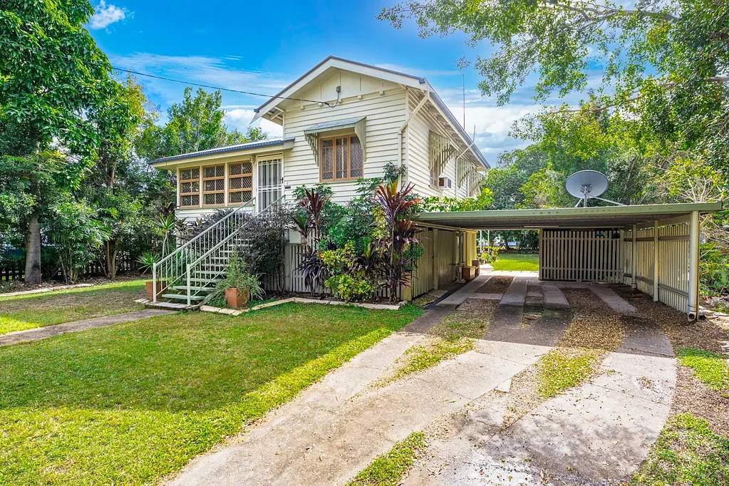 273 Mason Street, Koongal, QLD 4701