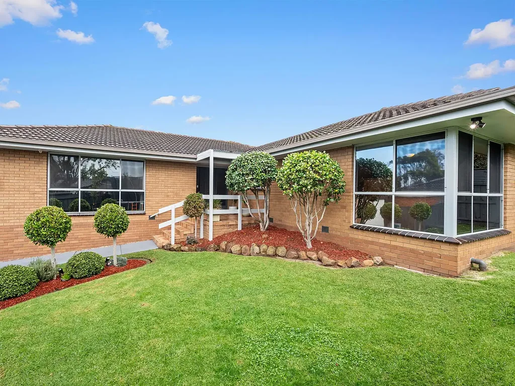 30 Carolyn Crescent, Warrnambool, VIC 3280