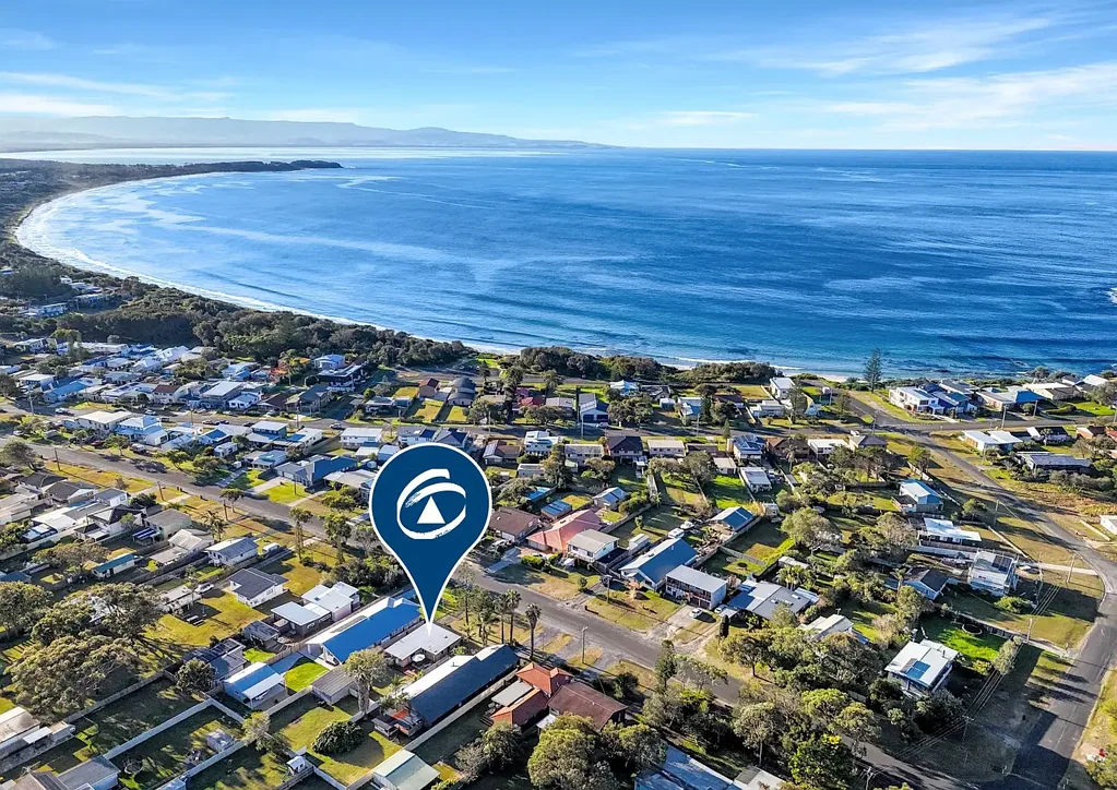 Culburra Beach 3 Bedroom COASTAL CHARMER