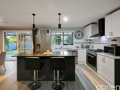 ਰਸੋਈ - 43 Longwarry Road, Drouin, VIC 3818