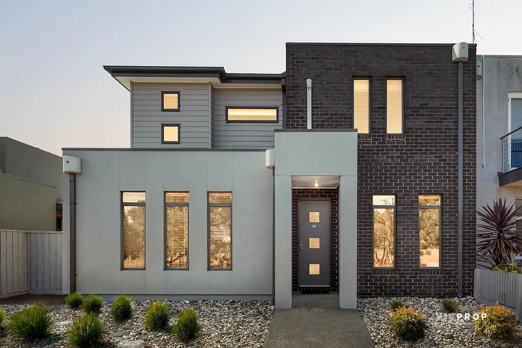 25 Wattlebird Crescent, Reservoir, VIC 3073