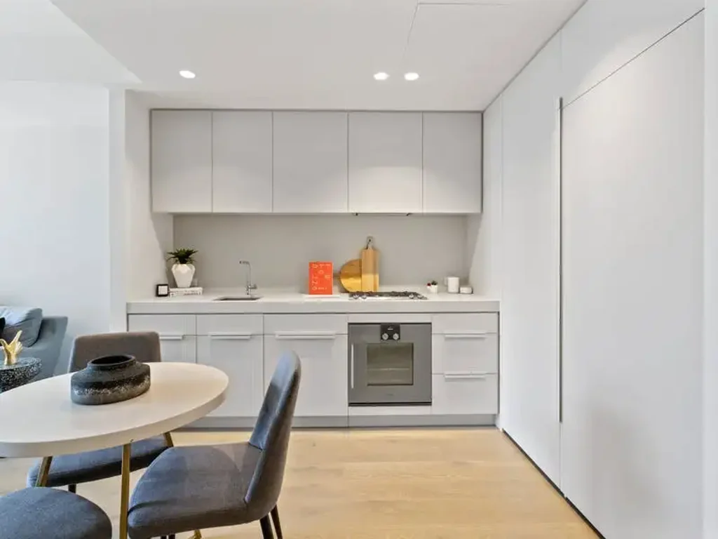 South Yarra 2房  2-bedroom Apartment at Capitol Grand with Large Terrace