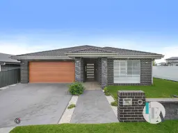 74 BROTHERIDGE AVE, Calderwood