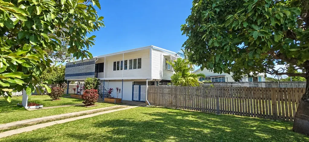 Mundingburra 3 Bedroom Updated High set Home, Move-In Ready
