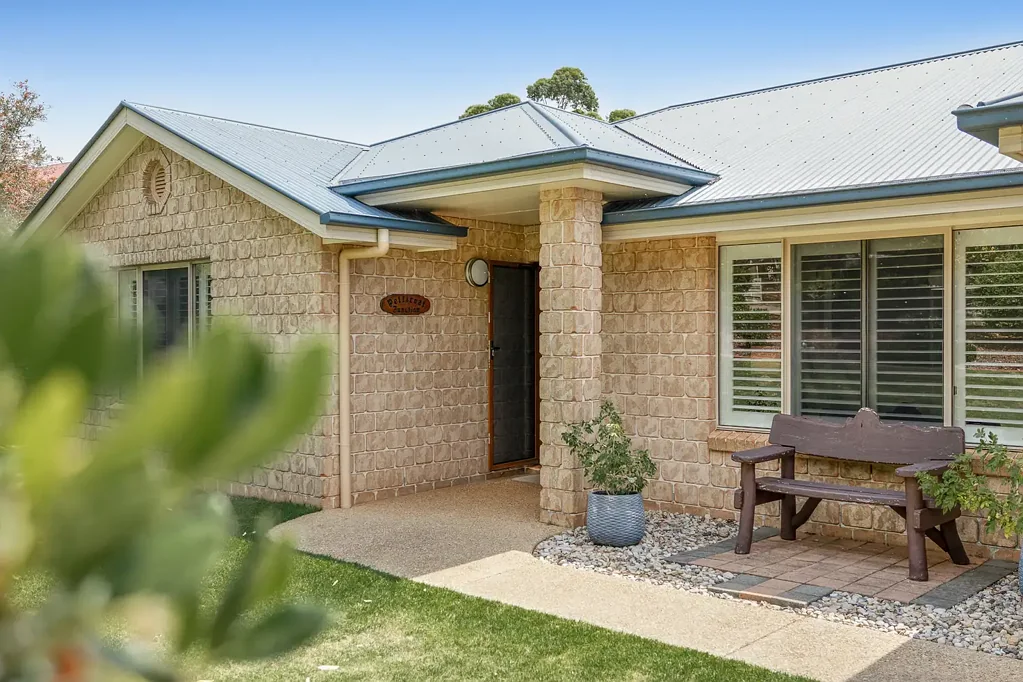 16 Donaghy Court, Highfields, QLD 4352