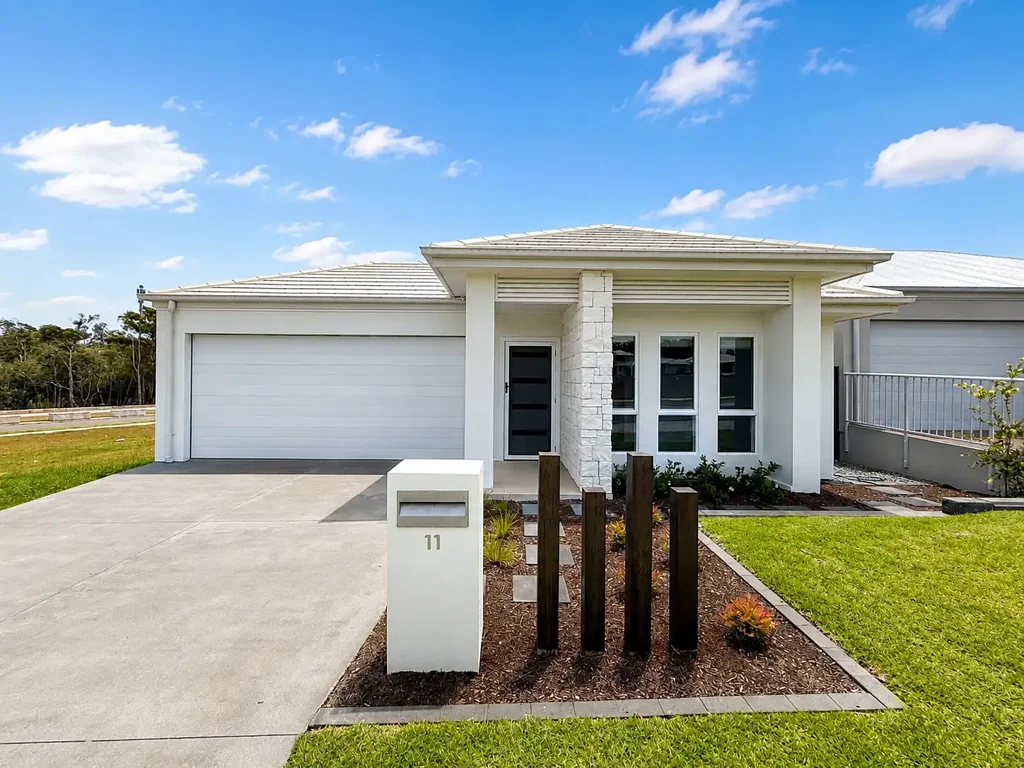 Modern Family Living in the Heart of Warnervale