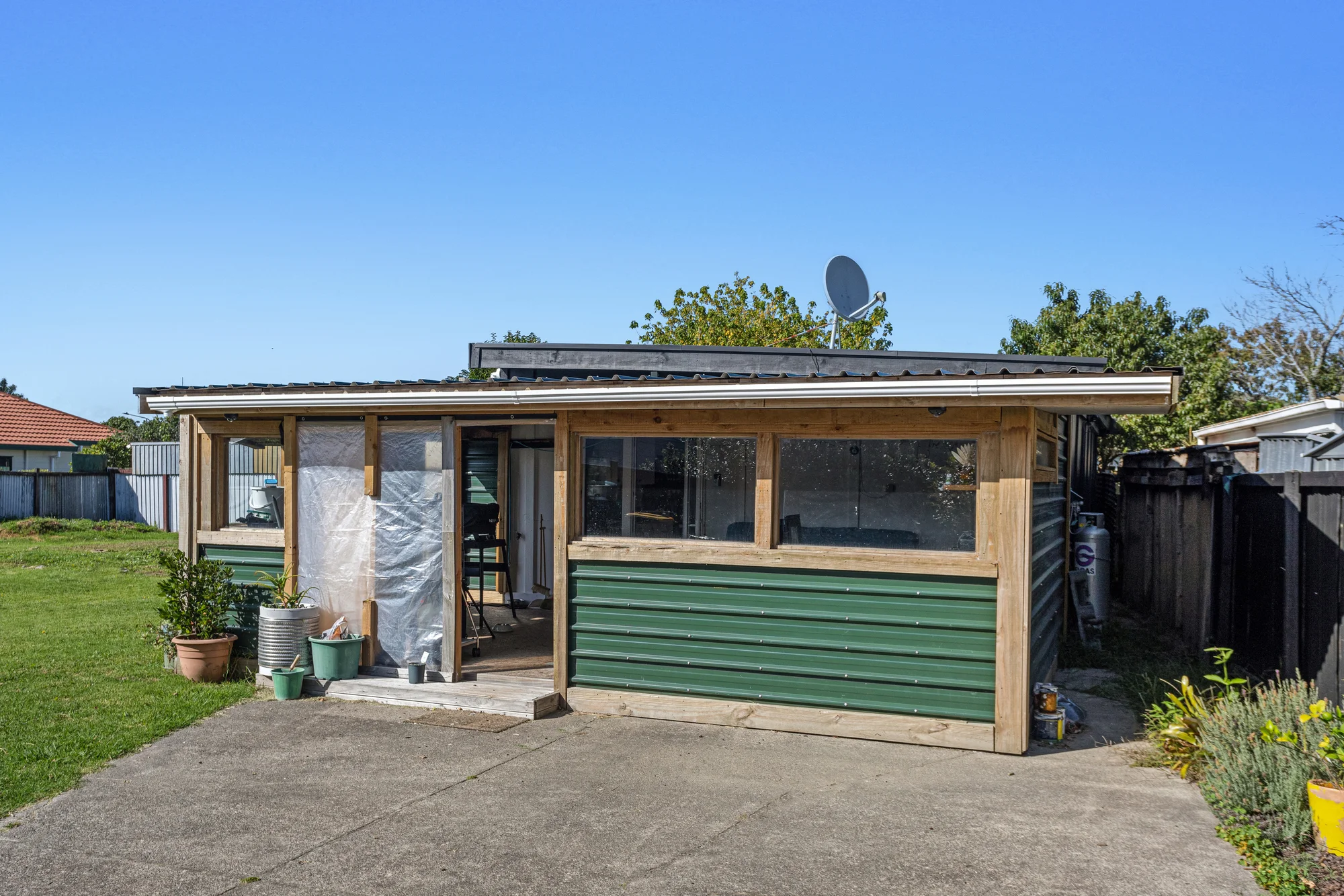 Whakatane 1chambre Heaps of Potential - Motivated Vendor