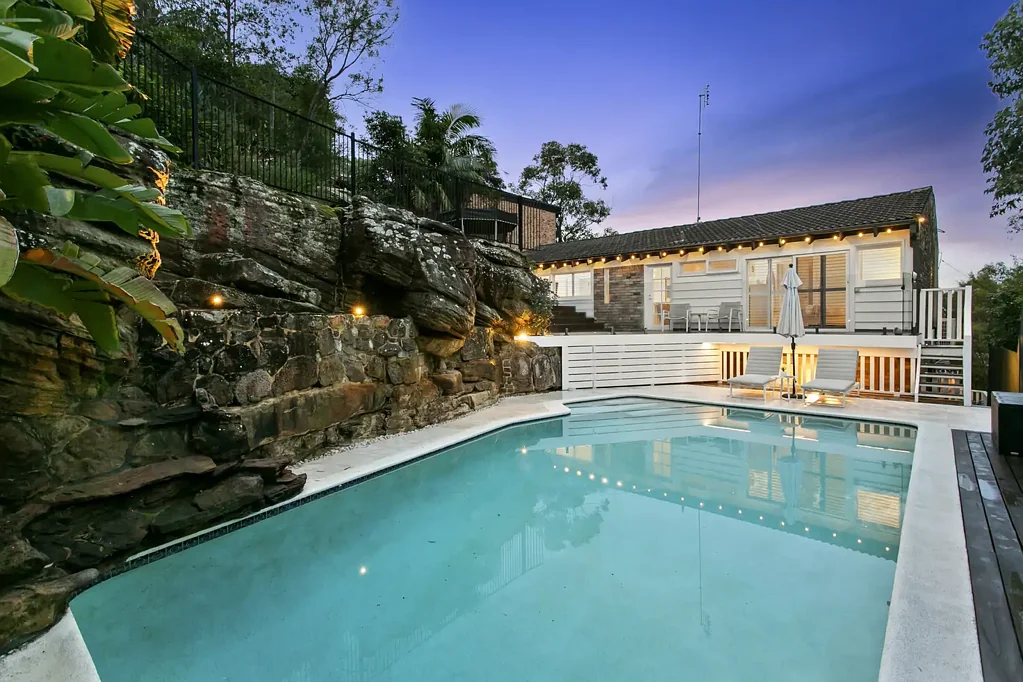 Cromer 3chambre Elevated and flexible family home with pool