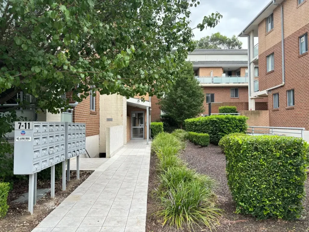 SPACIOUS 2 BEDROOM APARTMENT