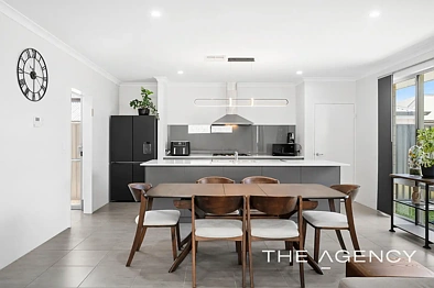 Kusina - 5 Opal Way, Treeby, WA 6164