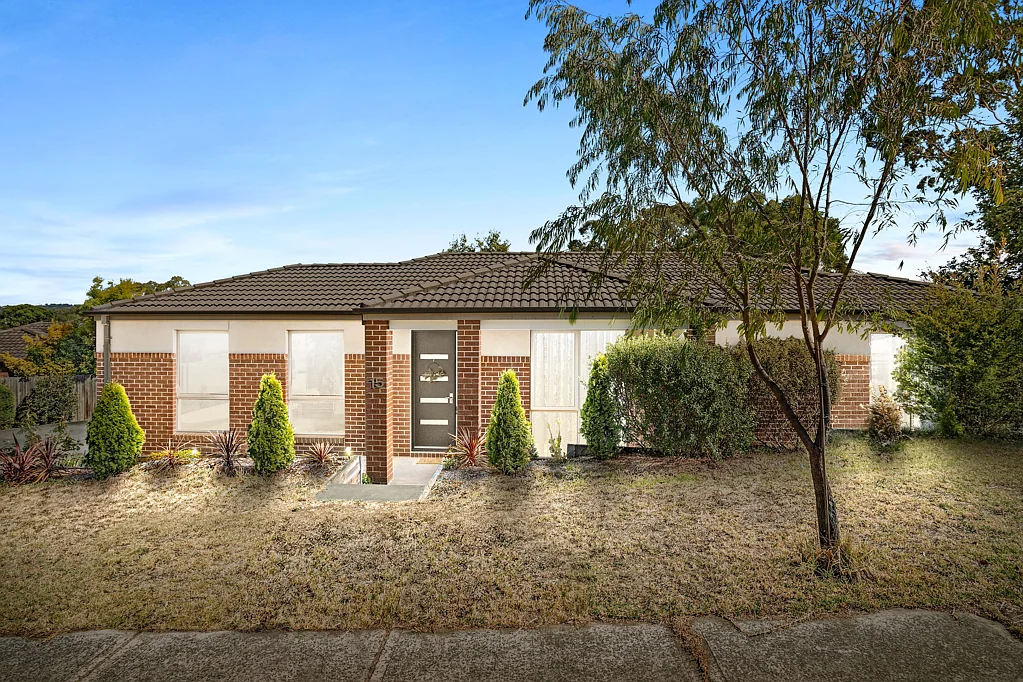 15 Reay Road, Mooroolbark, VIC 3138