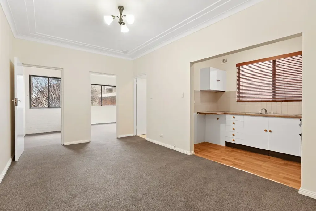Rear facing private one bedroom apartment with leafy outlook.