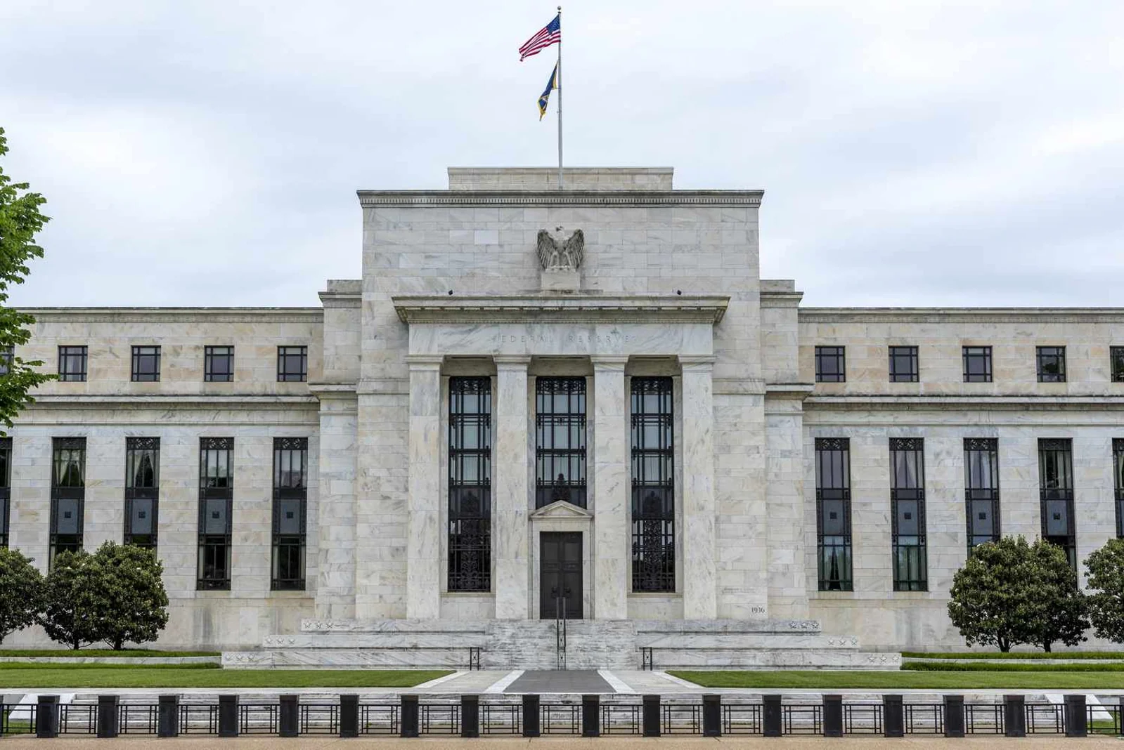 美联储会议纪要透露重大担忧，2025年降息可能进一步放缓