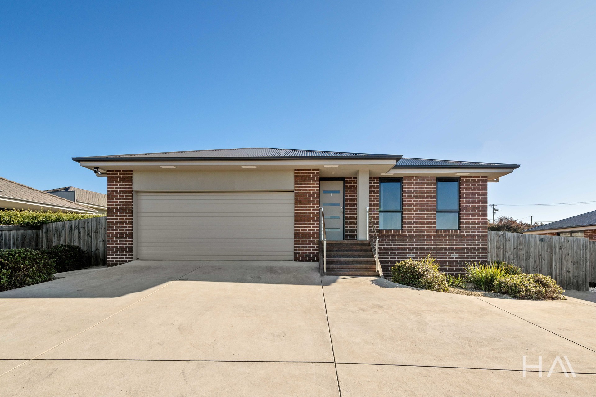 UNIT 1 71 BRIGALOW ST, LEGANA TAS 7277, 0房, 0浴, Unit