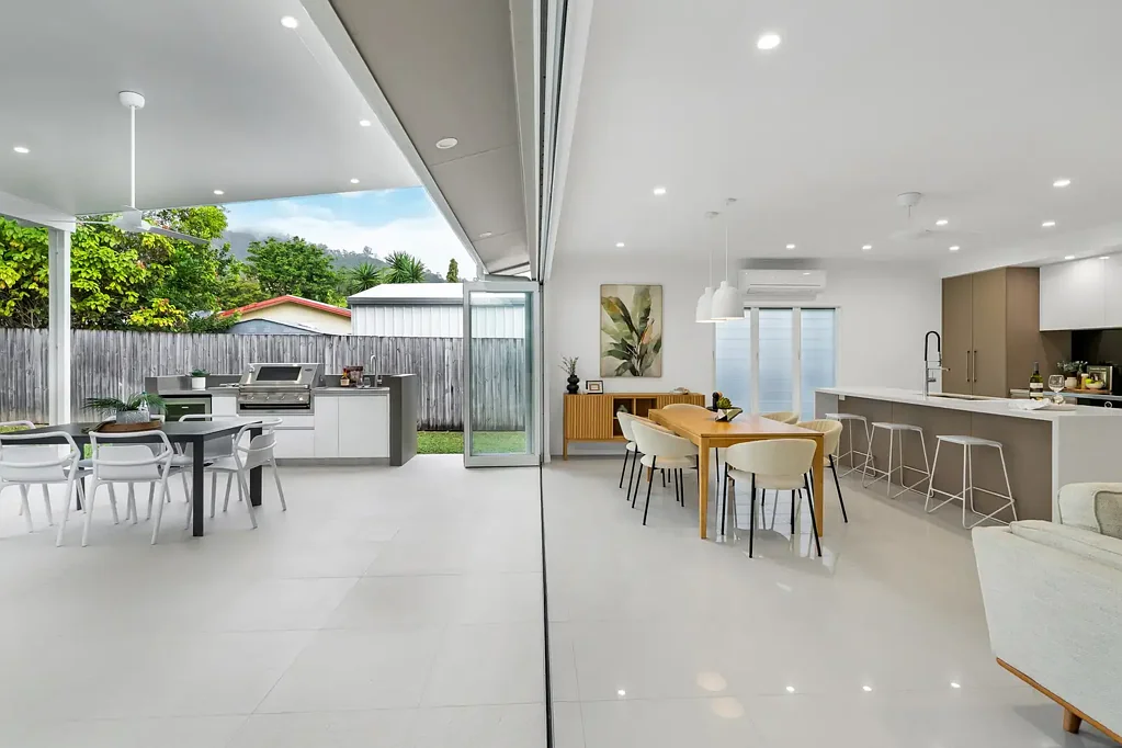 6 Butler Street, Brinsmead, QLD 4870