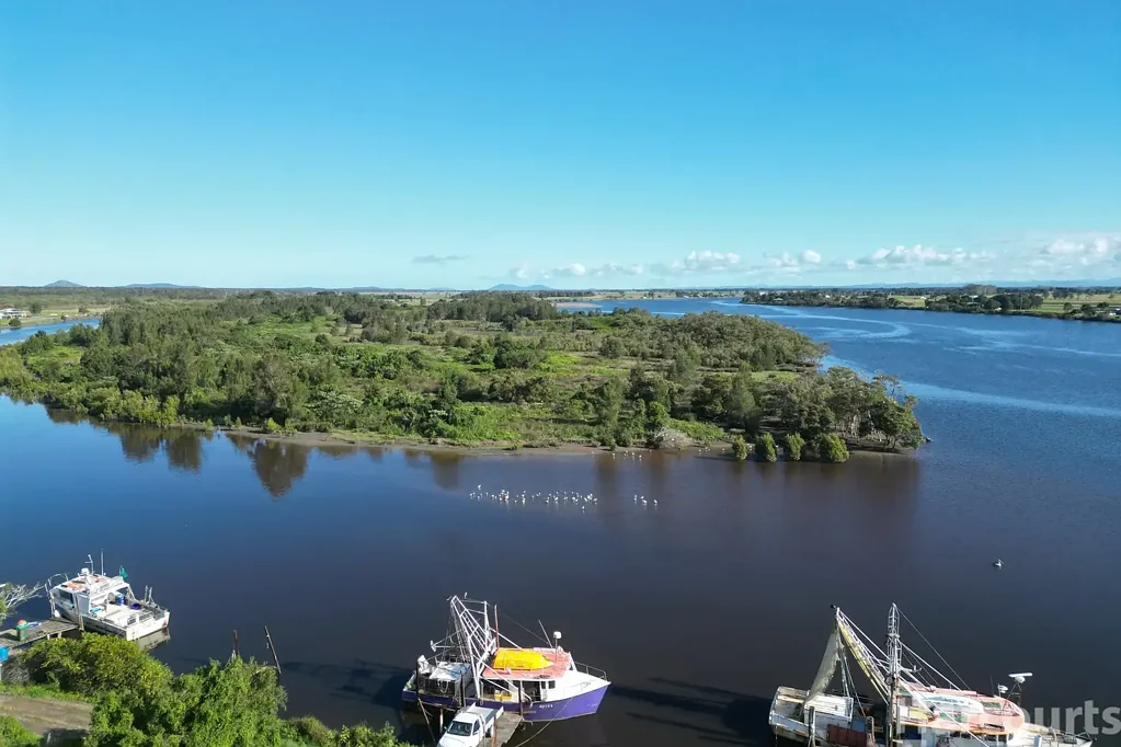 Jerseyville Island Life – Pelican Island