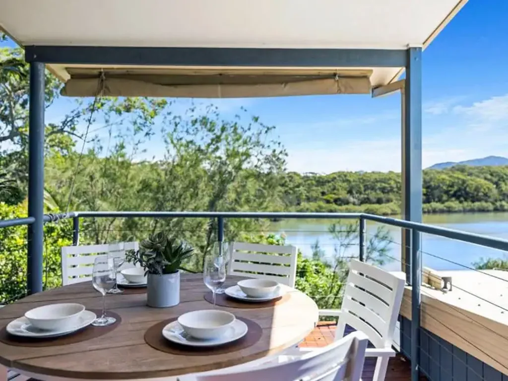 Coffs Harbour 3chambre Absolute Waterfront Living | Jetty Lifestyle...