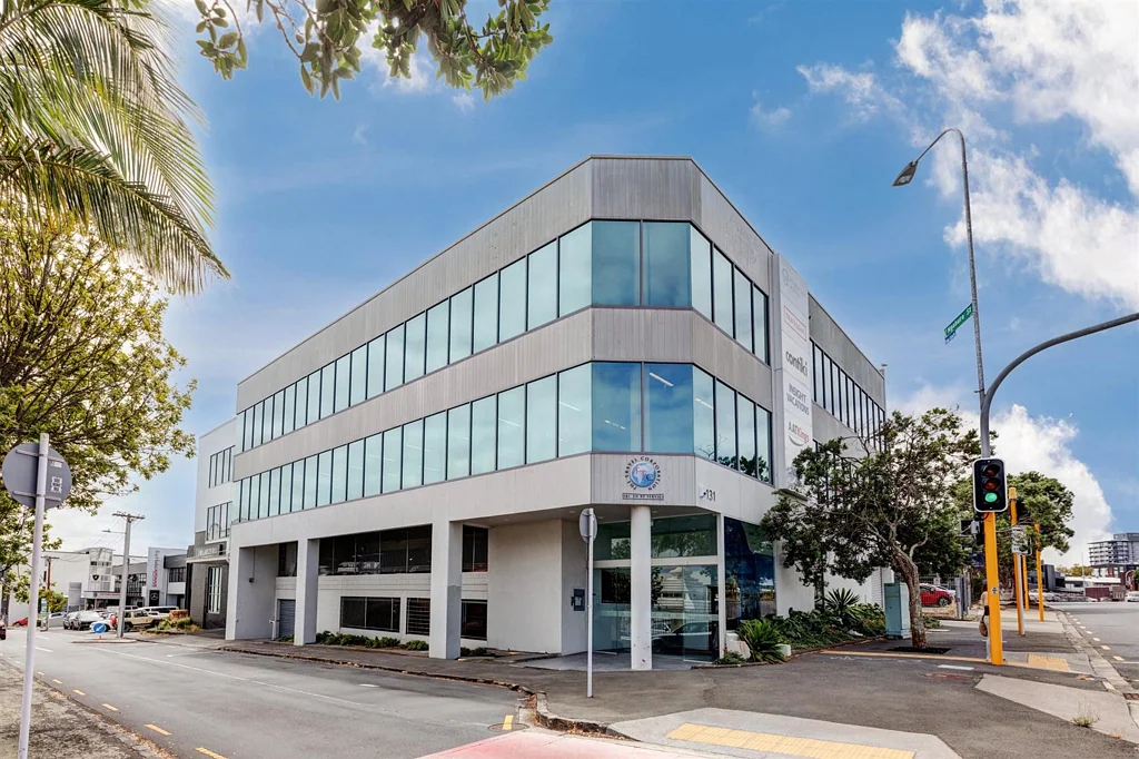 Eden Terrace Savills - Quality Eden Terrace Office with Outlook